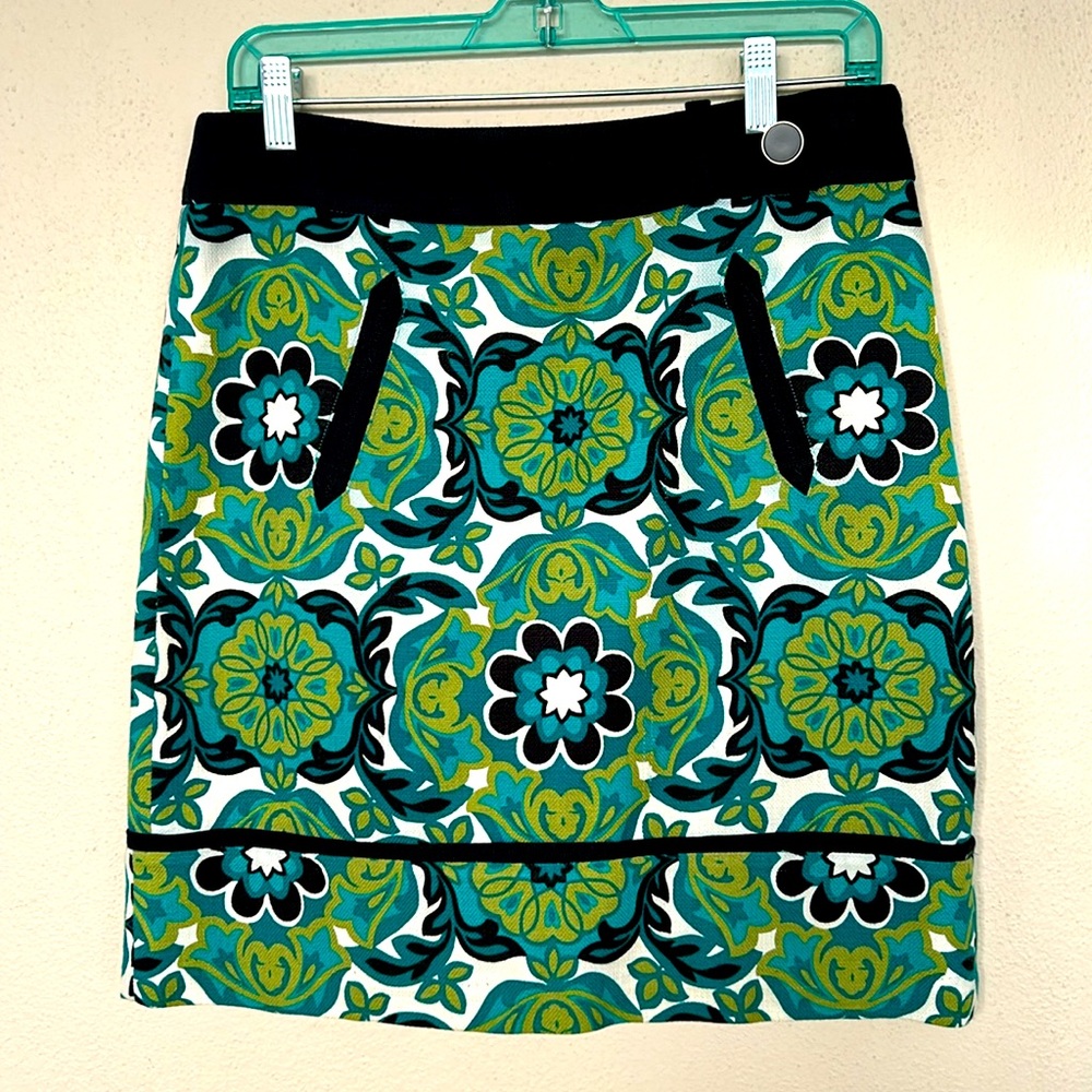 Ann Taylor Jazzy Mini Skirt sz 6